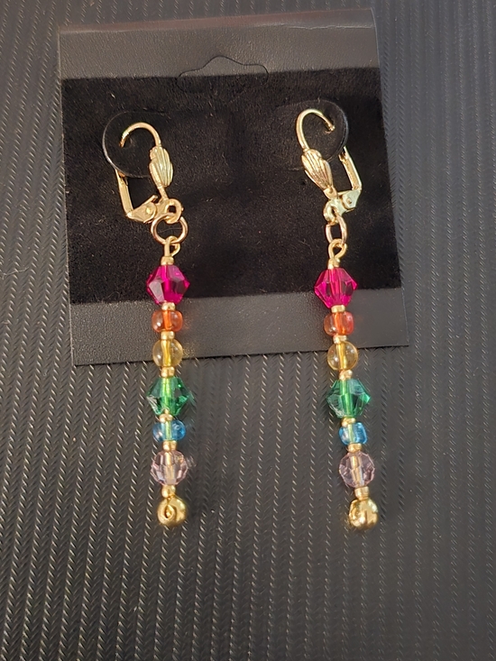 Nanasei Ōkami Jewelry - Gold-Tone Rainbow Beaded Dangle Earrings